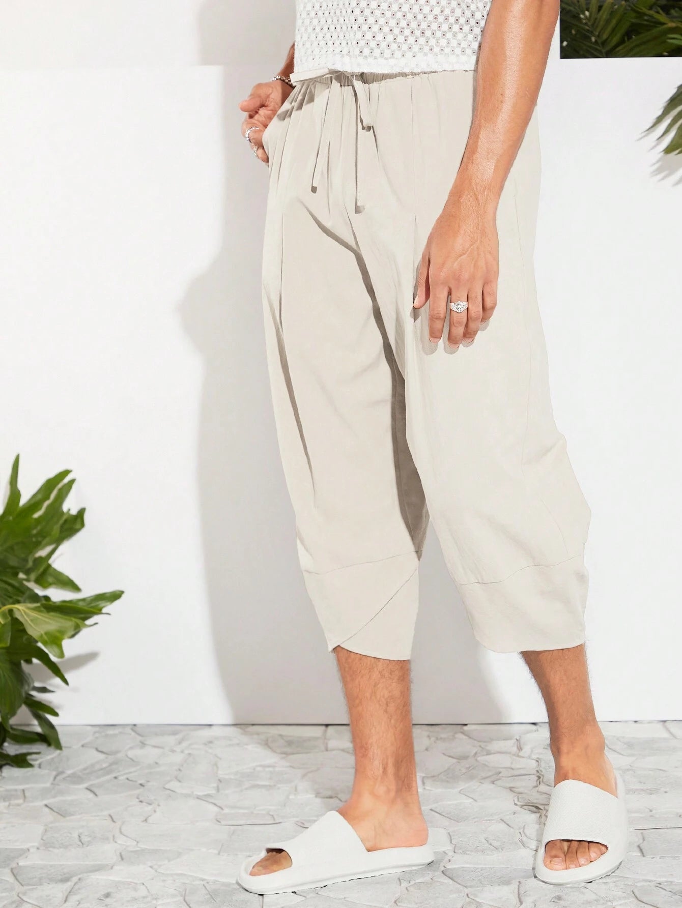 Manfinity VCAY Men Cotton Tie Waist Tulip Hem Capri Pants